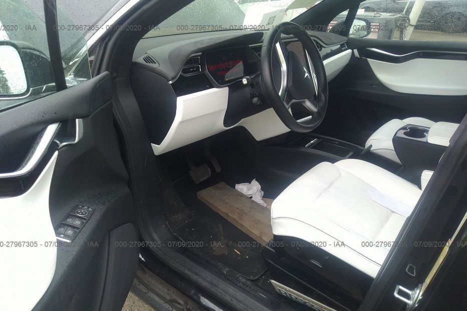 Продам Tesla Model X 90 D 2016 года в Черновцах