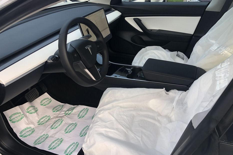 Продам Tesla Model 3 Standart plus 420 km Premium  2020 года в Одессе