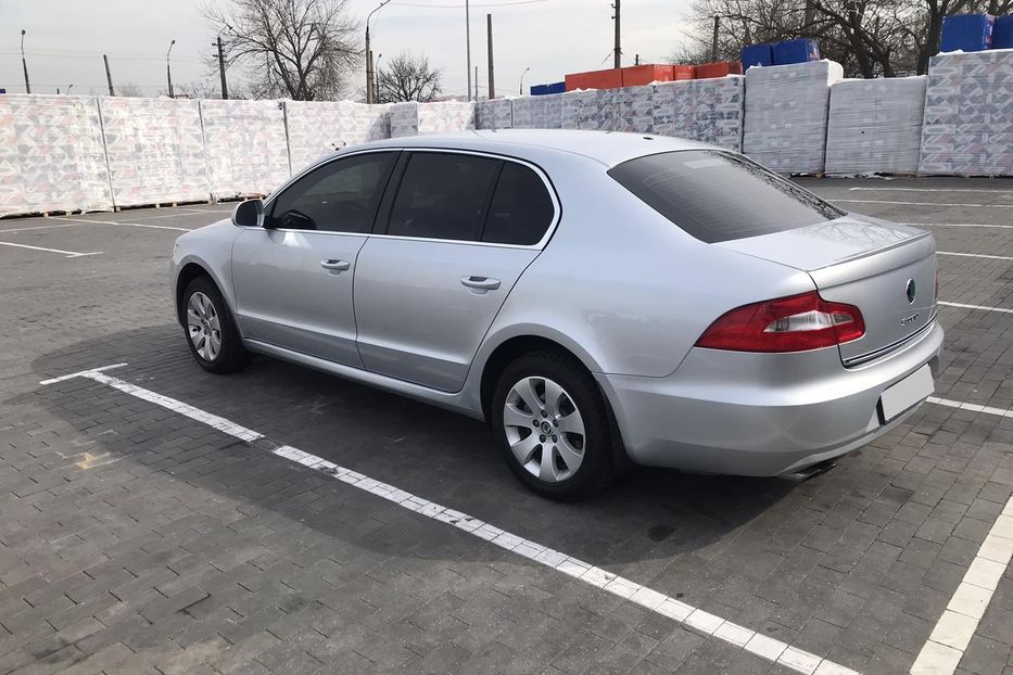 Продам Skoda Superb 2012 года в Николаеве