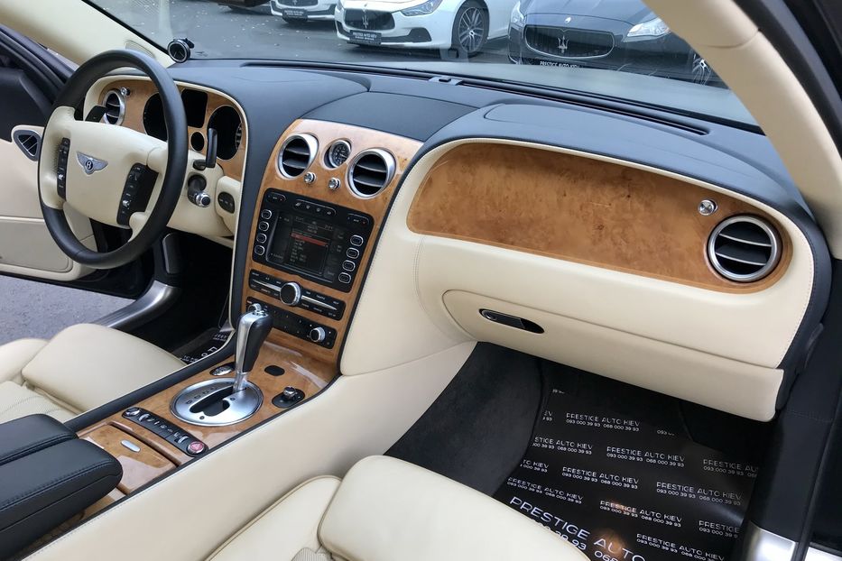 Продам Bentley Flying Spur 2009 года в Киеве