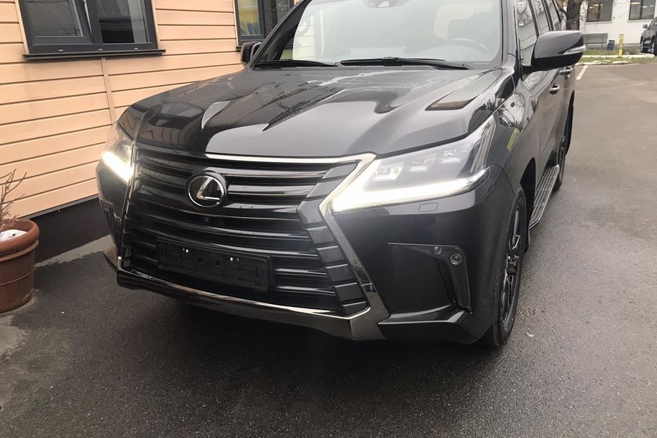 Продам Lexus LX 450 Black Executive Edition 2021 года в Киеве