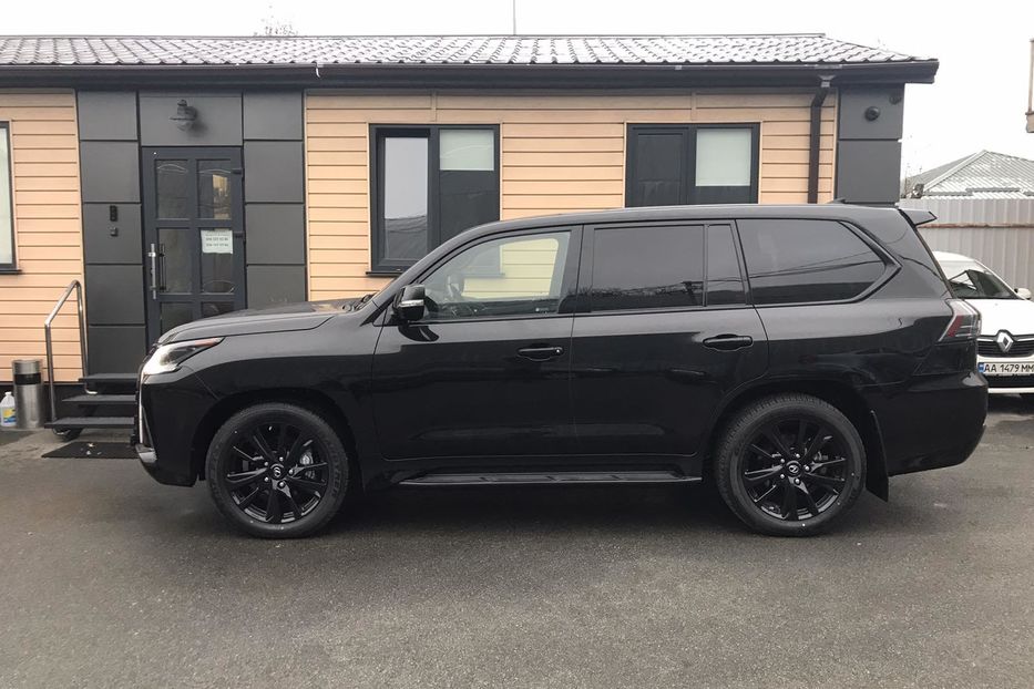 Продам Lexus LX 450 Black Executive Edition 2021 года в Киеве