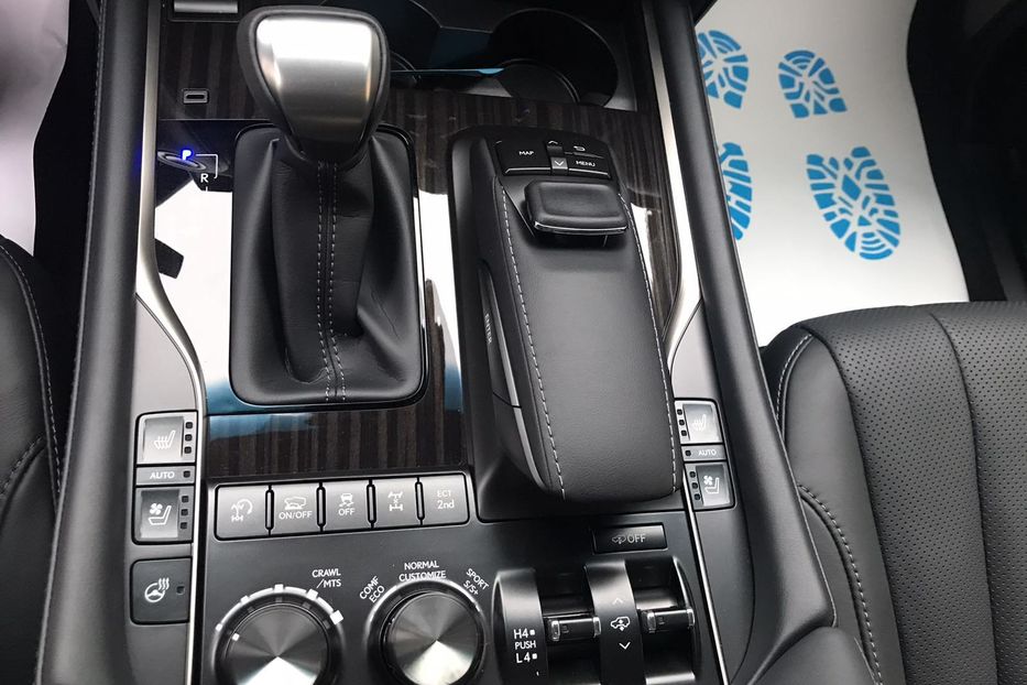 Продам Lexus LX 450 Black Executive Edition 2021 года в Киеве