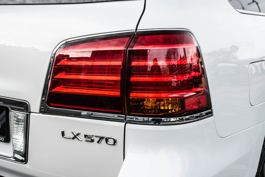 Продам Lexus LX 570 Premium 2011 года в Киеве