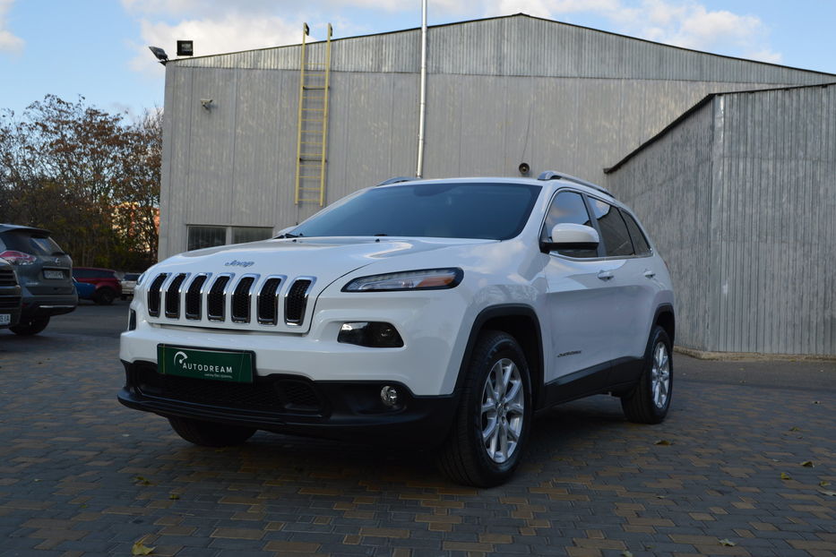 Продам Jeep Cherokee Latitude 4X4 2016 года в Одессе