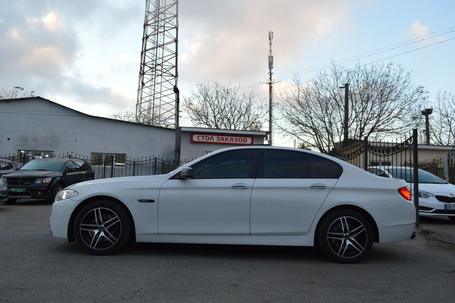 Продам BMW 528 i 2012 года в Одессе