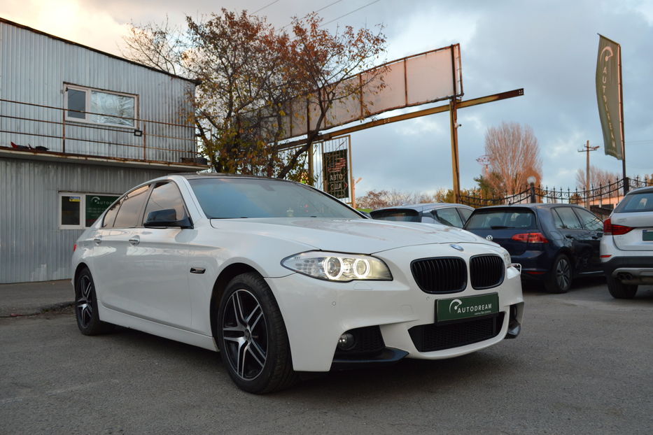 Продам BMW 528 i 2012 года в Одессе