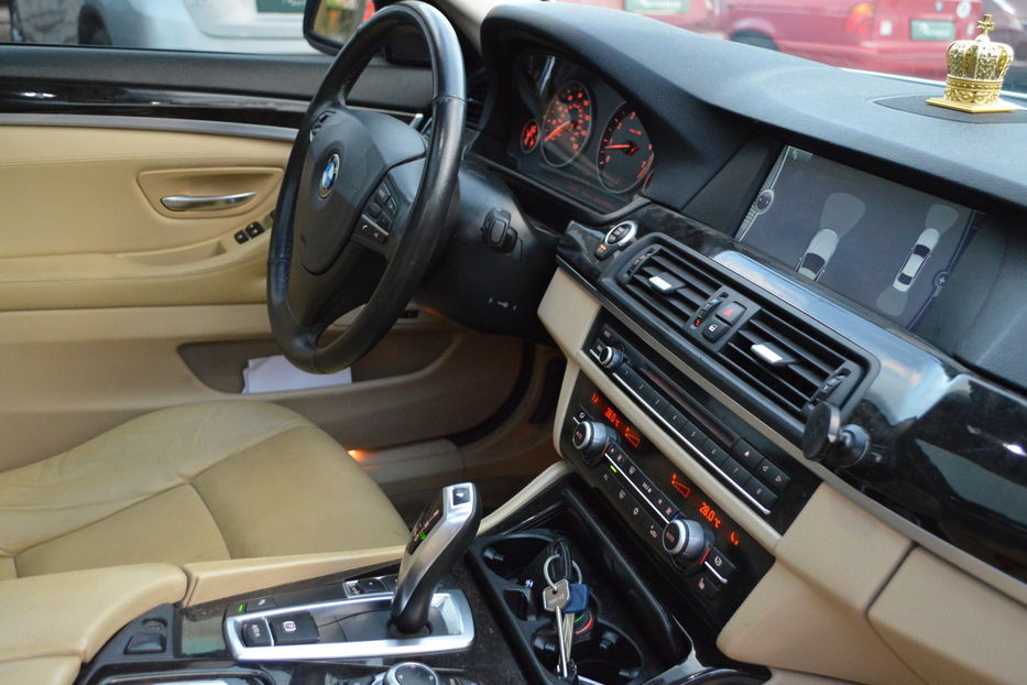Продам BMW 528 i 2012 года в Одессе