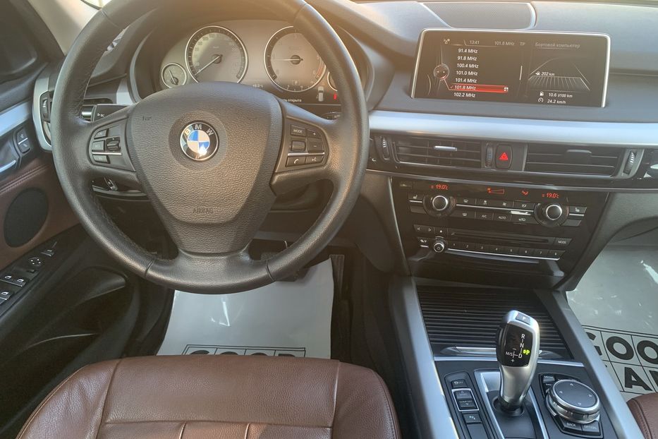 Продам BMW X5 2016 года в Одессе