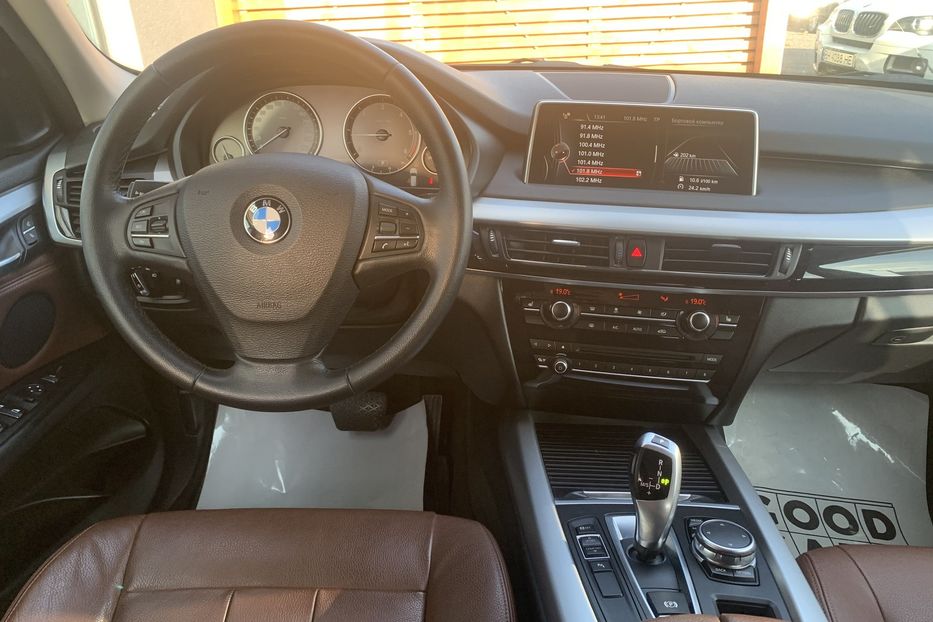 Продам BMW X5 2016 года в Одессе