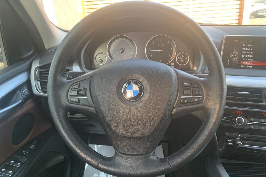 Продам BMW X5 2016 года в Одессе