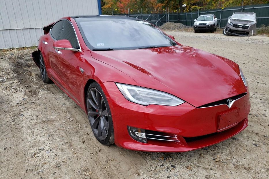 Продам Tesla Model S P90D Ludicrous 2016 года в Черновцах