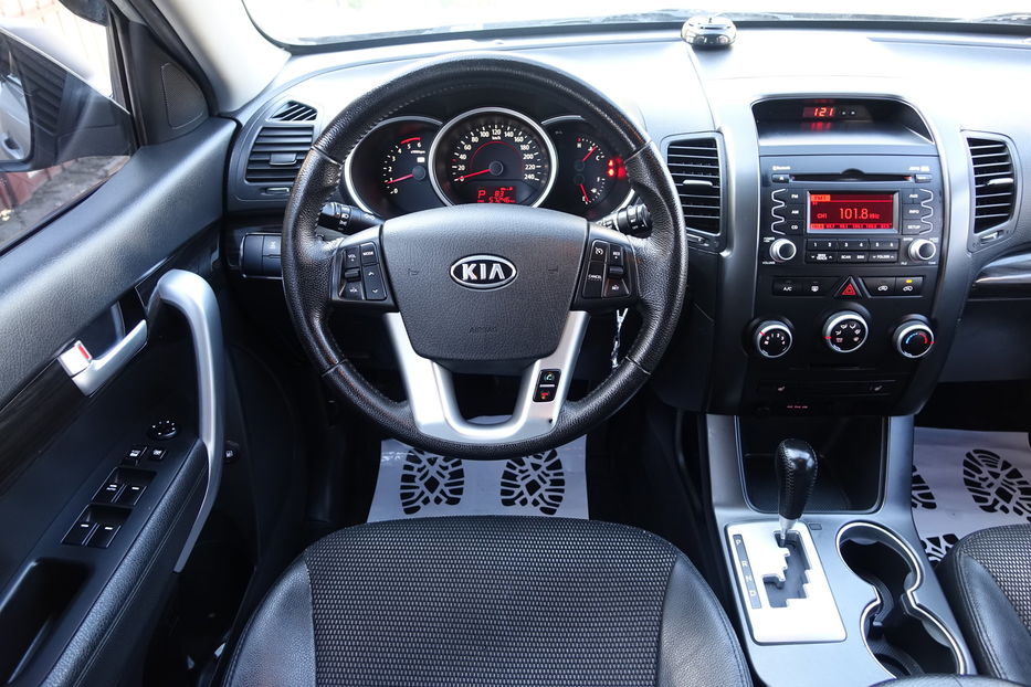 Продам Kia Sorento AWD DIESEL 2011 года в Одессе