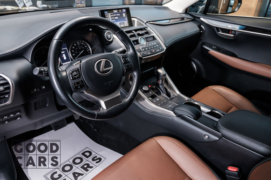 Продам Lexus NX 200 2015 года в Одессе