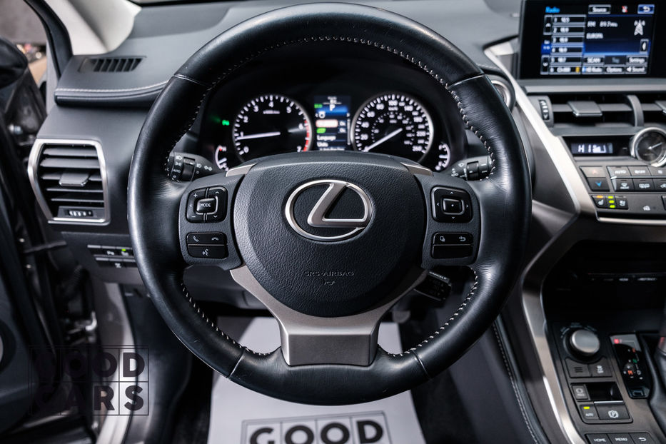 Продам Lexus NX 200 2015 года в Одессе