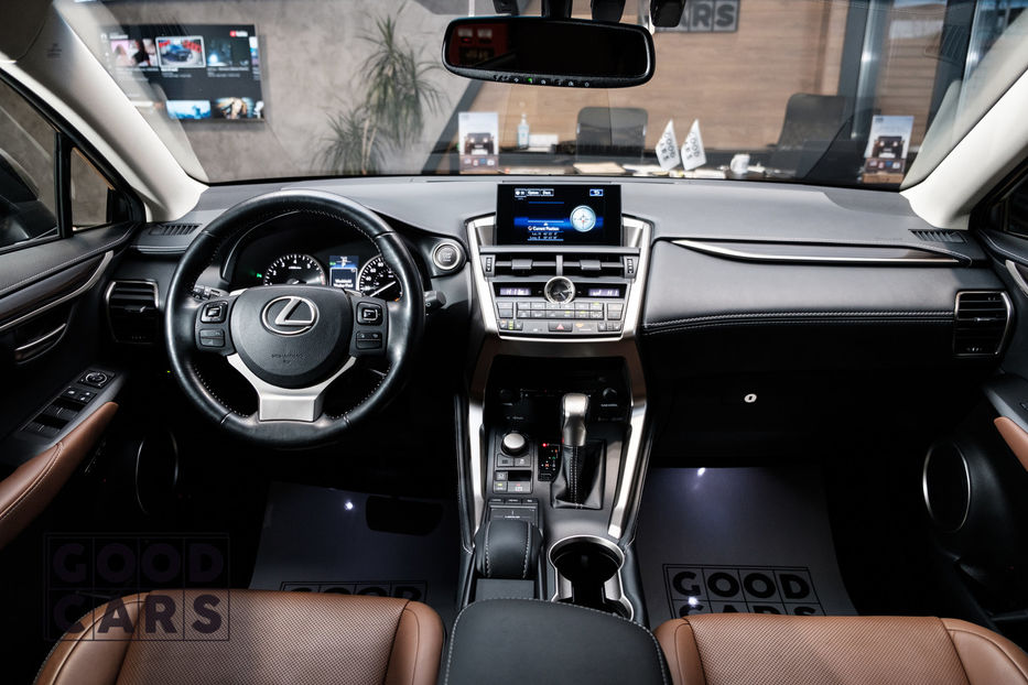 Продам Lexus NX 200 2015 года в Одессе