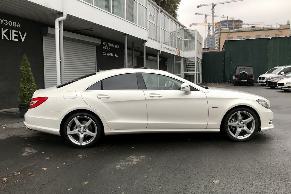 Продам Mercedes-Benz CLS-Class 350 CDI AMG 2011 года в Киеве