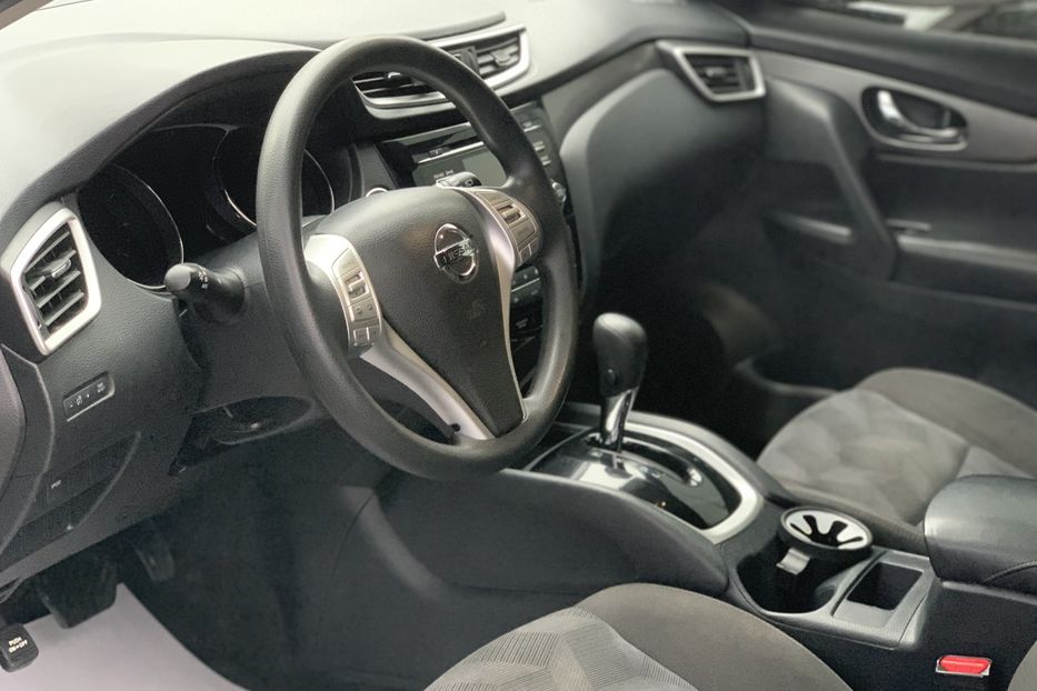 Продам Nissan Rogue sv 2015 года в Одессе