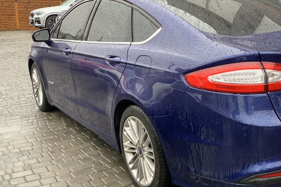 Продам Ford Fusion hybrid 2015 года в Одессе