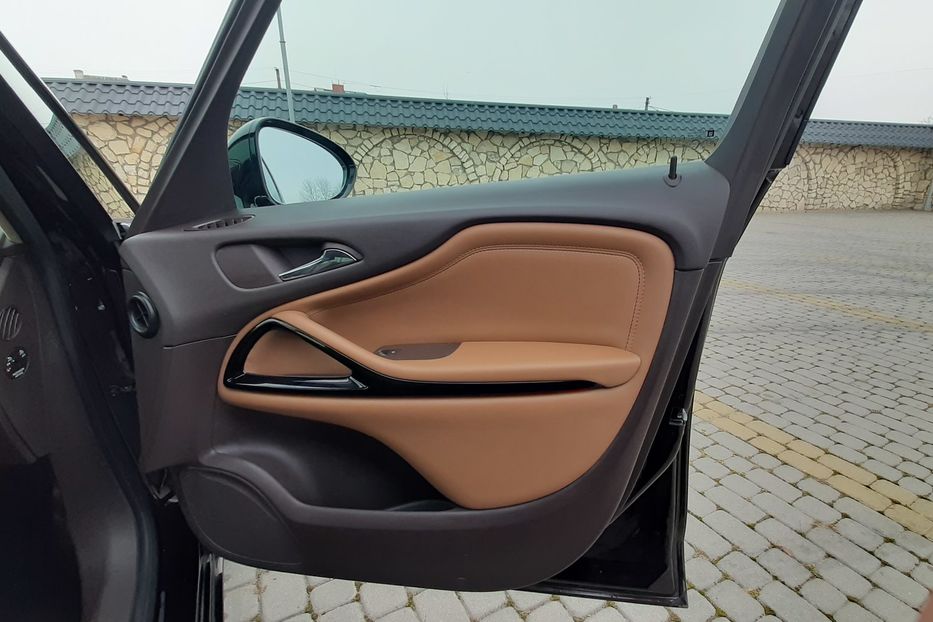 Продам Opel Zafira Автомат125kw Резерв Назар 2016 года в Львове