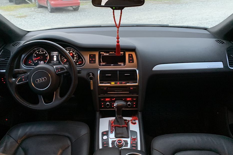 Продам Audi Q7 2013 года в Николаеве