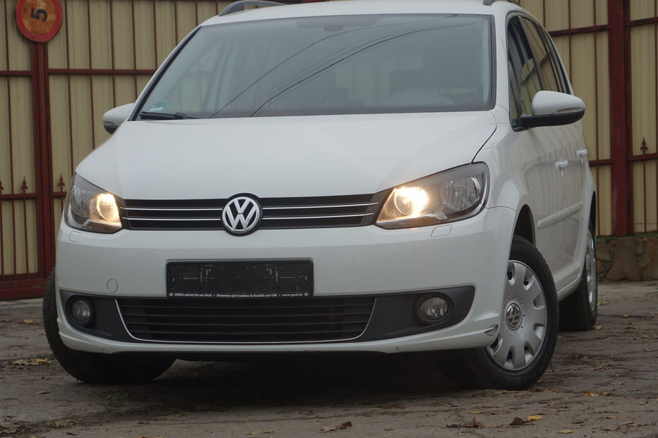 Продам Volkswagen Touran DIESEL 2015 года в Одессе