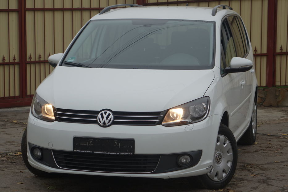 Продам Volkswagen Touran DIESEL 2015 года в Одессе