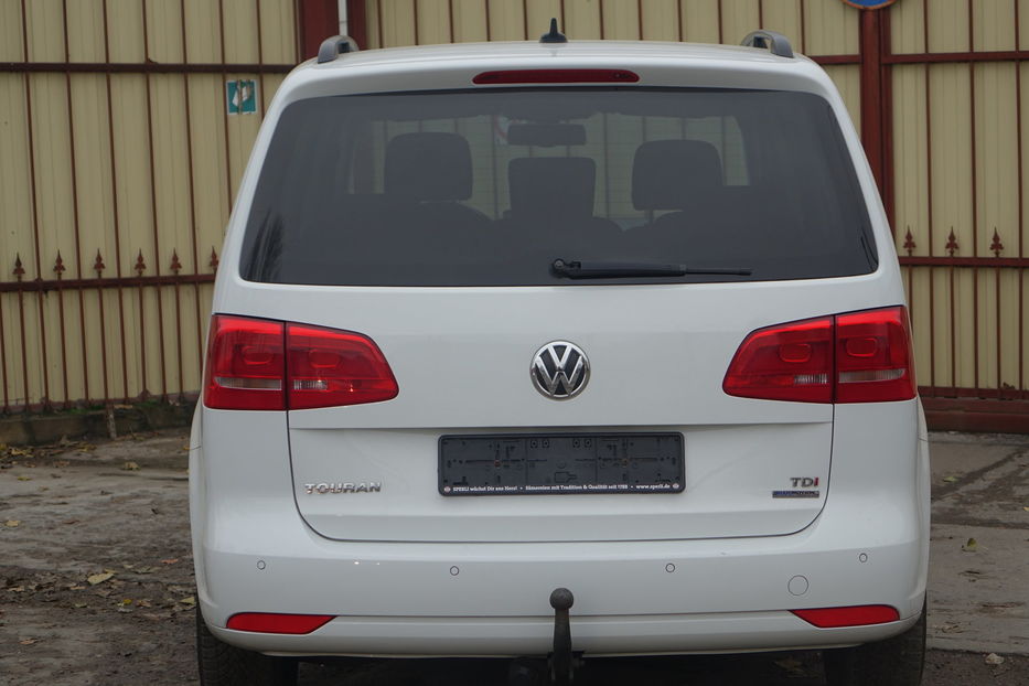 Продам Volkswagen Touran DIESEL 2015 года в Одессе