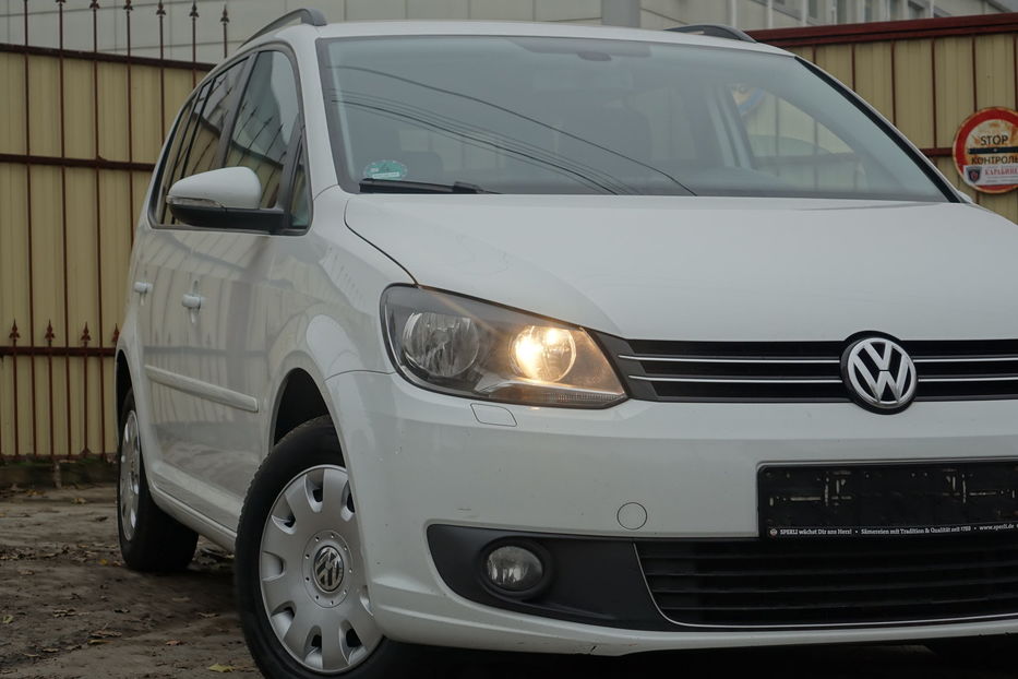 Продам Volkswagen Touran DIESEL 2015 года в Одессе