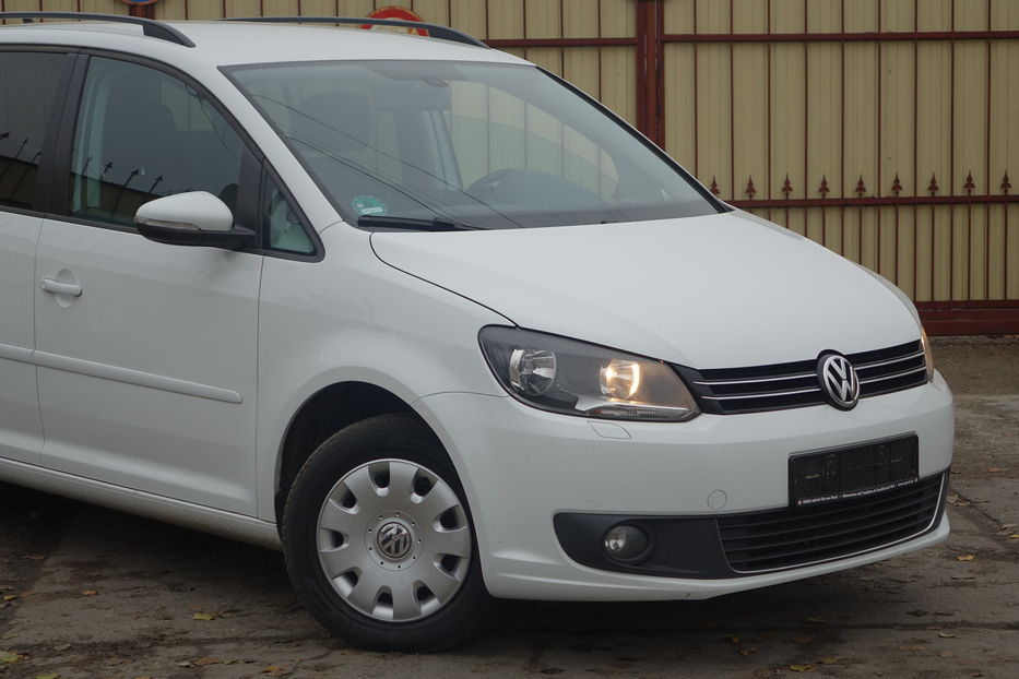 Продам Volkswagen Touran DIESEL 2015 года в Одессе