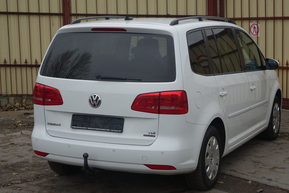 Продам Volkswagen Touran DIESEL 2015 года в Одессе