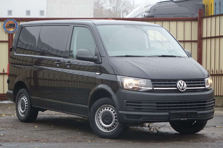 Продам Volkswagen T5 (Transporter) груз DIESEL 2017 года в Одессе