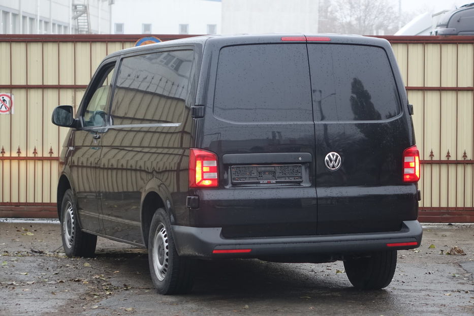 Продам Volkswagen T5 (Transporter) груз DIESEL 2017 года в Одессе