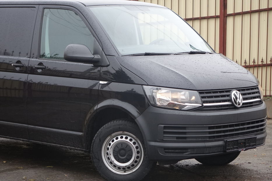 Продам Volkswagen T5 (Transporter) груз DIESEL 2017 года в Одессе