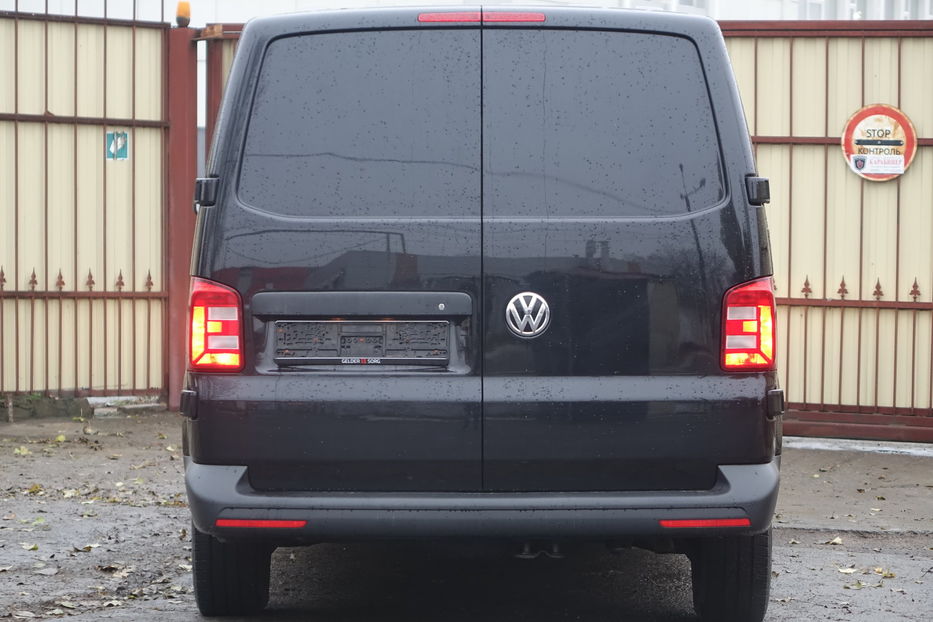 Продам Volkswagen T5 (Transporter) груз DIESEL 2017 года в Одессе