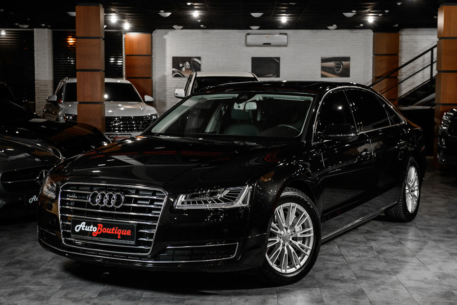 Продам Audi A8 2017 года в Одессе