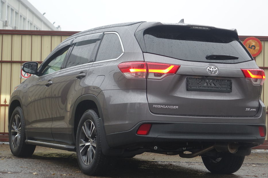 Продам Toyota Highlander MAXIMAL AWD 2019 года в Одессе