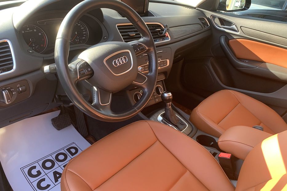 Продам Audi Q3 Официал 2016 года в Одессе