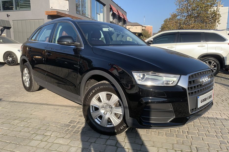 Продам Audi Q3 Официал 2016 года в Одессе