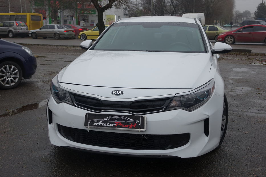 Продам Kia Optima HYBRIDE 2018 года в Одессе