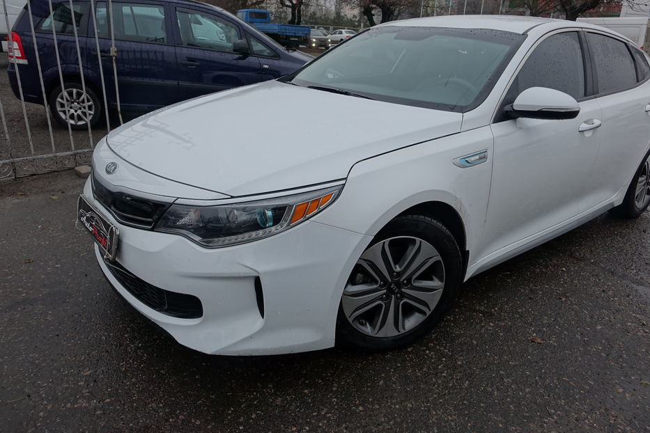 Продам Kia Optima HYBRIDE 2018 года в Одессе