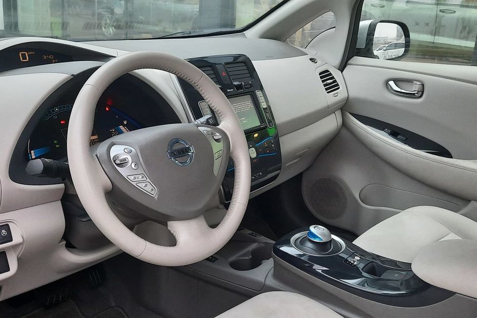 Продам Nissan Leaf 2011 года в Николаеве