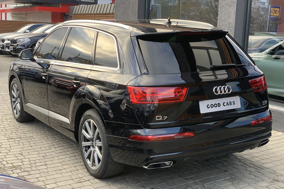 Продам Audi Q7 quattro Official 2016 года в Одессе