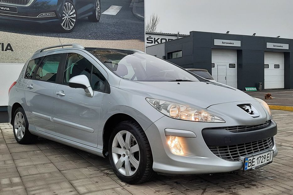 Продам Peugeot 308 Premium Pack 2008 года в Николаеве