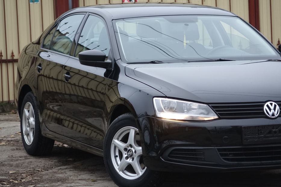 Продам Volkswagen Jetta 2014 года в Одессе