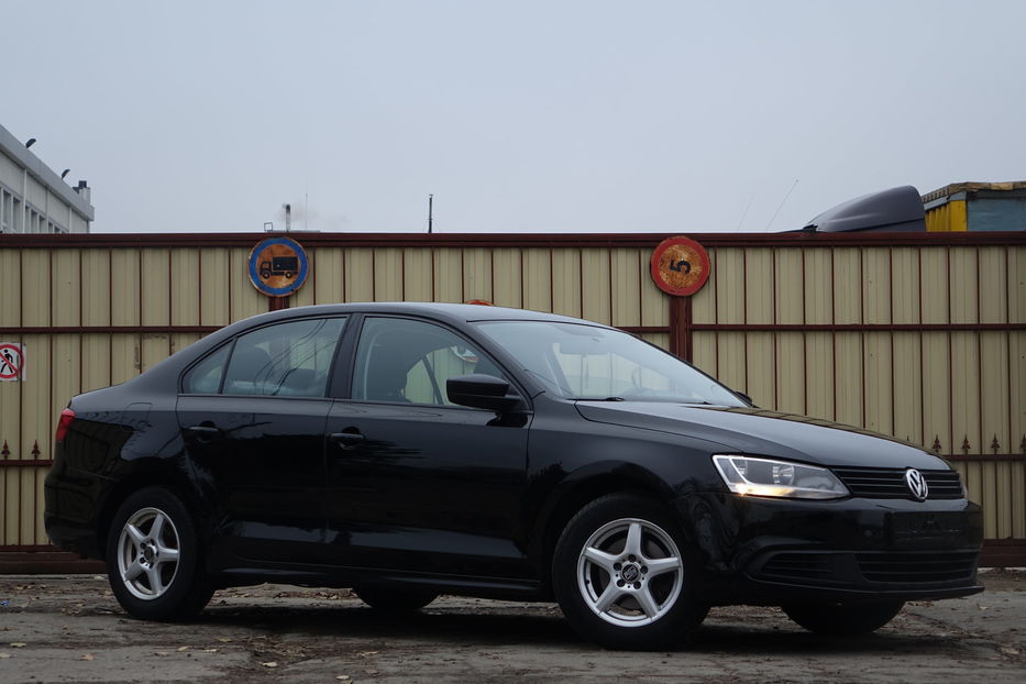 Продам Volkswagen Jetta 2014 года в Одессе