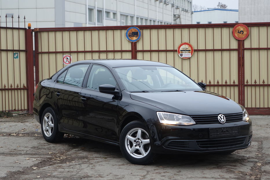 Продам Volkswagen Jetta 2014 года в Одессе