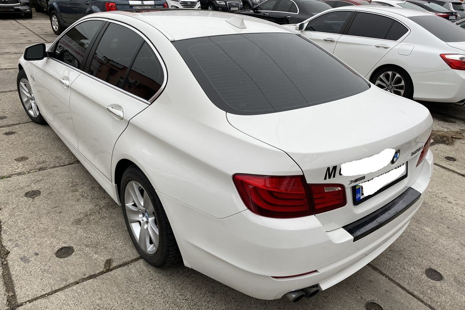 Продам BMW 528 X-Drive 2013 года в Одессе