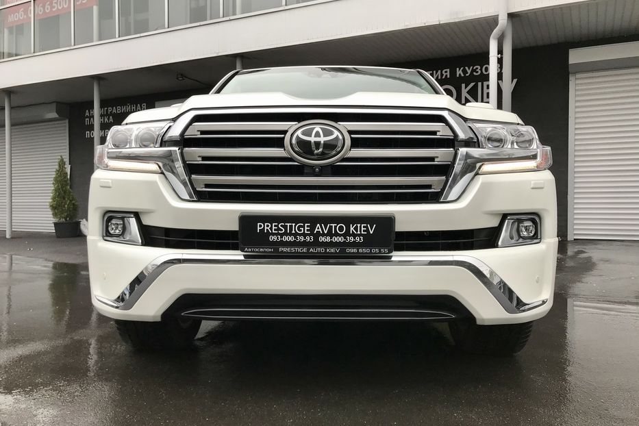 Продам Toyota Land Cruiser 200 PREMIUM 2018 года в Киеве