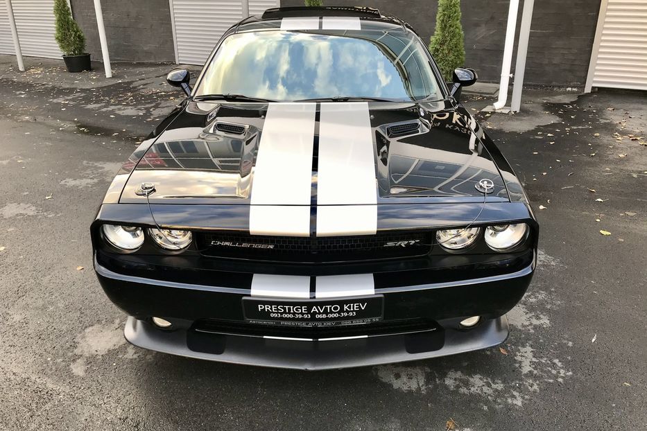 Продам Dodge Challenger SRT8 HEMI 2014 года в Киеве